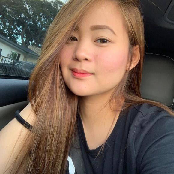 Meet your Posher, Erica - Picture 1 of 1